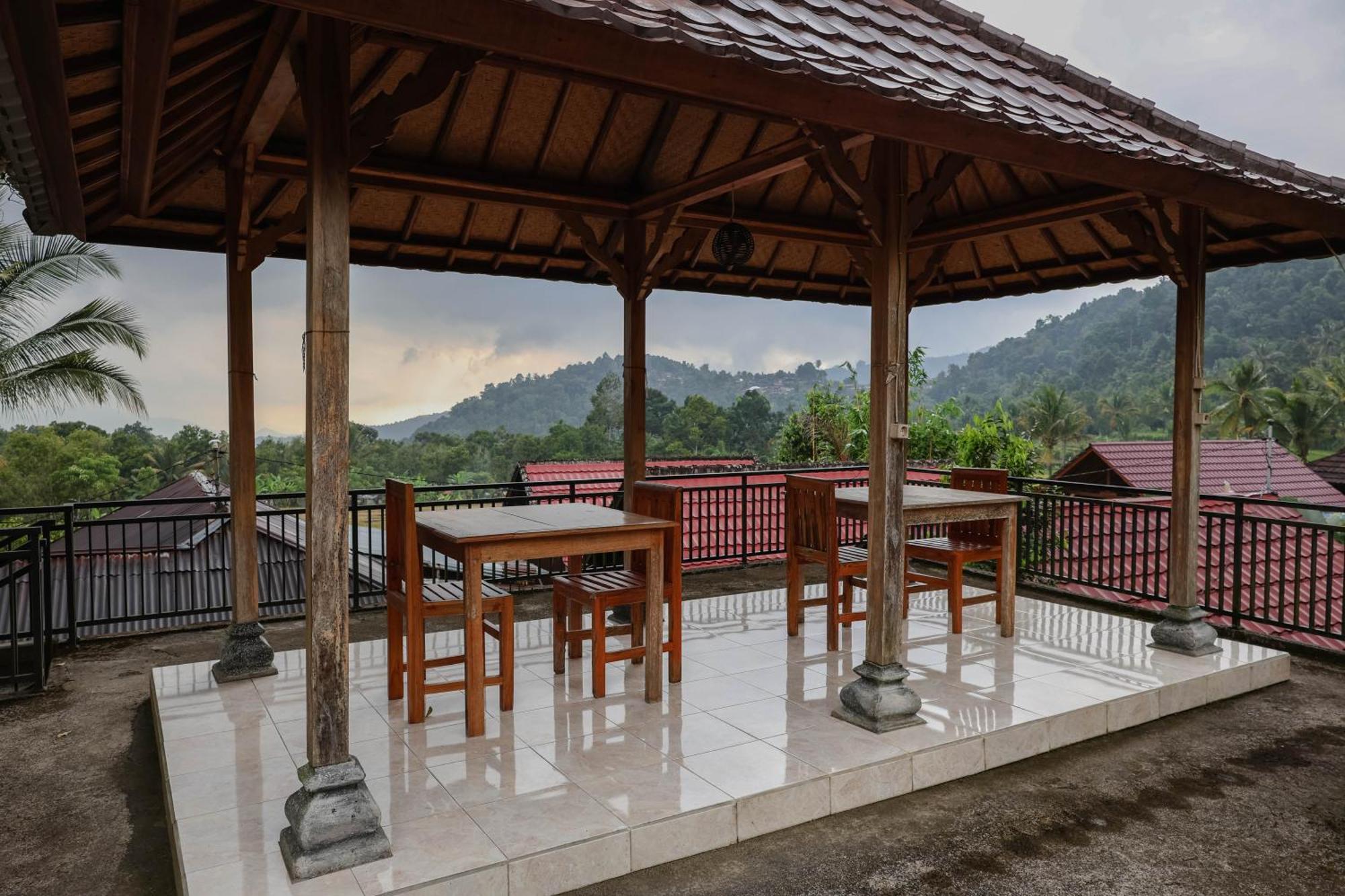 The Kori Homestay Munduk Eksteriør bilde